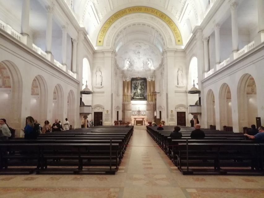 Lisbon to Fátima, Nazaré, and Óbidos, Full-Day Private Tour - Price and value: is $176 per person worth it?