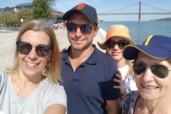 Lisbon to Sintra & Cascais: Private Day Tour & Fully Customizable - Flexibility and customization: how to make the day fit your group