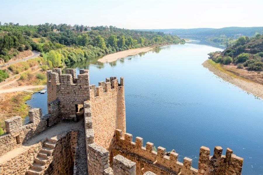 Lisbon: Tomar and Almourol Knights Templar Tour - How the guides make or break the Templar story