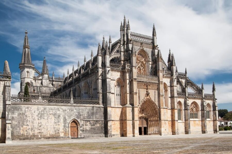 Lisbon: Tomar, Batalha, and Alcobaça Monasteries Tour - Key points to look for on this tour