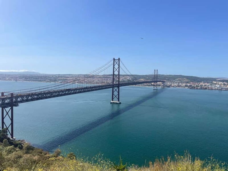 Lisbon: Tour Cristo Rei, Setúbal, Arrábida, Azeitão, Palmela - Driving Arrábida Natural Park: the coast road that turns into a highlight