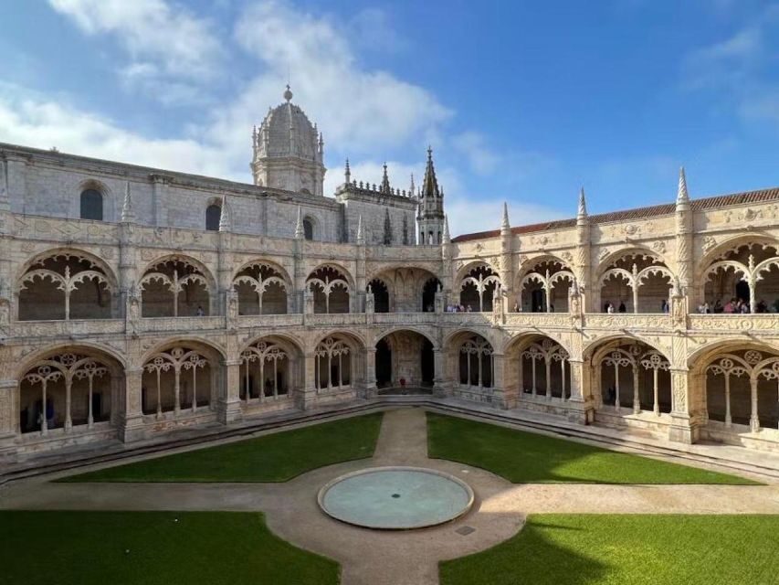 Lisbon: Tour of Belem and Jerónimos Monastery - Where You Start: Afonso de Albuquerque Garden Square