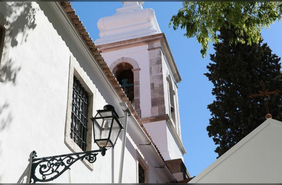 Lisbon: Tower of Saint George’s Castle Church Ticket & Drink - Finding Torre da Igreja at the meeting point