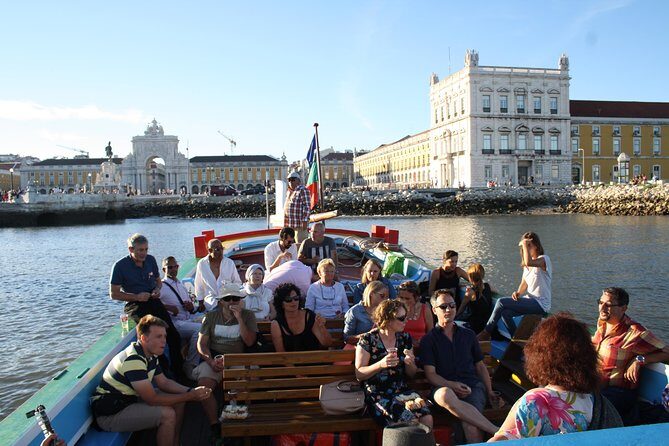 Lisbon Traditional Boats - Guided Sightseeing Cruise - From Praça do Comércio to the Riverfront: Learning Lisbon in Motion