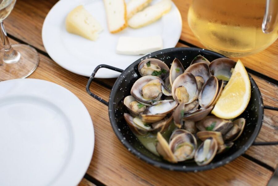 Lisbon Traditional Portuguese Food and Sightseeing Tour - Should You Book This Lisbon Portuguese Food and Sightseeing Tour?