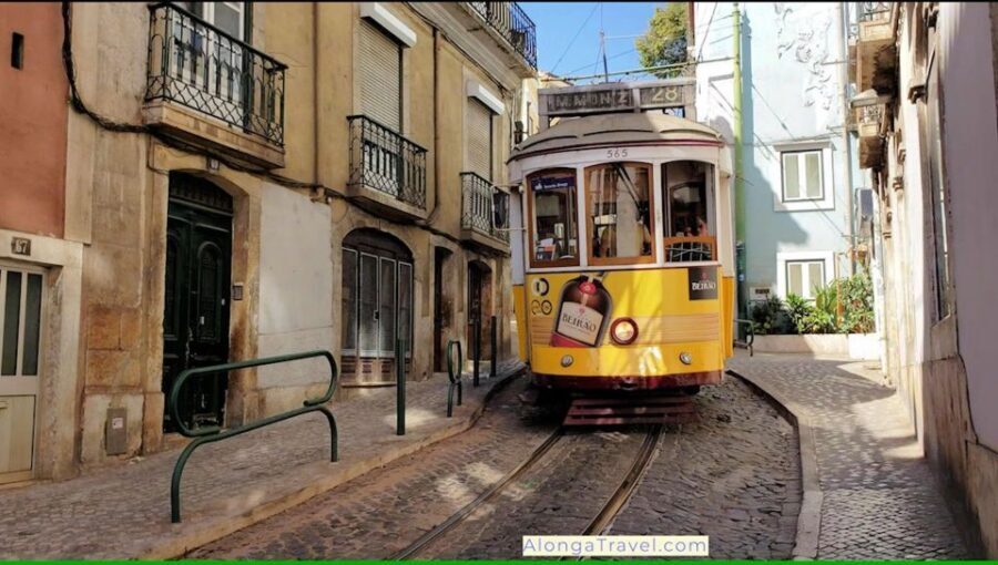Lisbon: Tram 28 Audio Guide - Getting off the tram: using the guide while you roam
