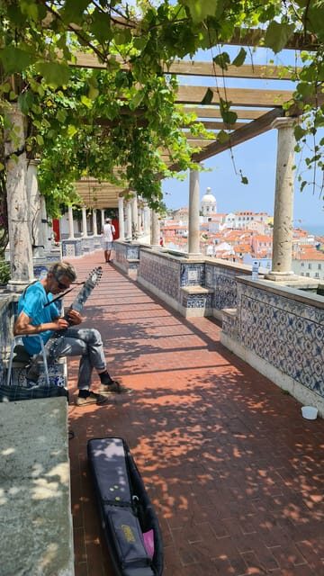 Lisbon: Tuk Tuk 1H30 Tour Old Town Complete with a Old Timer - Price and Value: 119€ Up to 4, Plus a Small Entrance Add-On