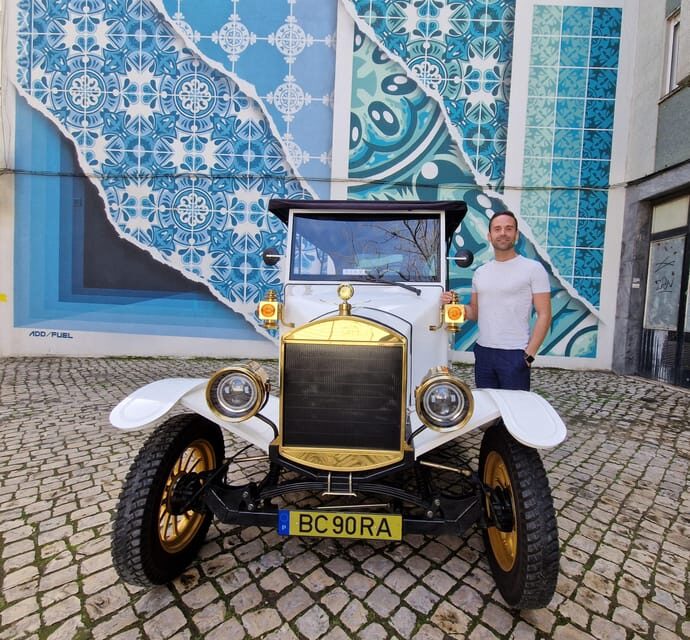 Lisbon: Tuk Tuk 1H30 Tour Old Town Complete with a Old Timer - Catedral Sé: Santo António, the Museum of Sé, and a Big Anchor Point