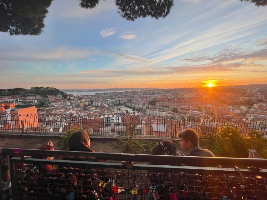 Lisbon: Tuk Tuk with hotel pick up and the best of old city - Who This Lisbon Tuk Tuk Tour Fits Best