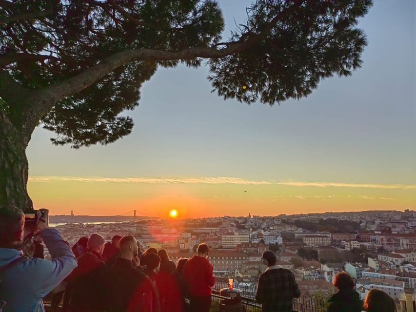 Lisbon Tuktuk Old-town Sightseeing Tour - Where the Tour Ends and How to Keep Exploring After