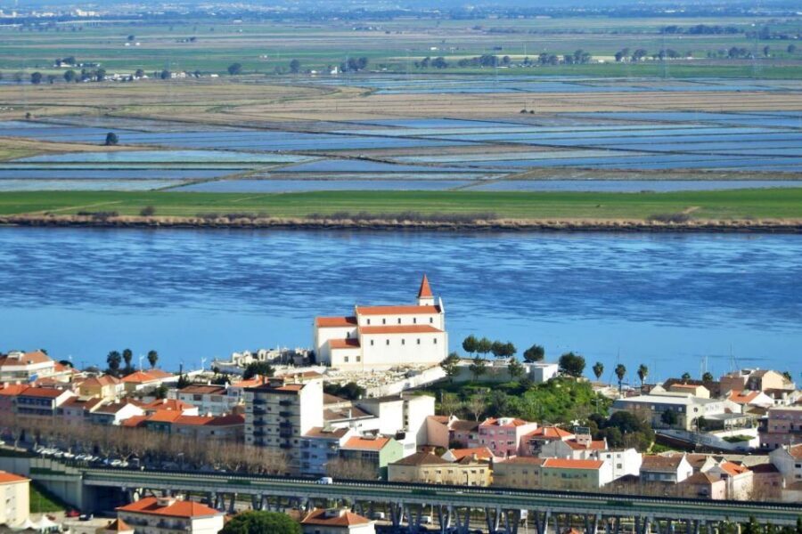 Lisbon: Wellington's Defensive Lines Tour - Alhandra Fort and Memorial: the “first stop” that sets the rules of the game