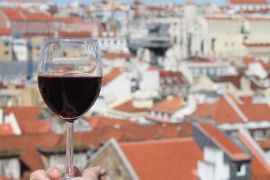 Lisbon Wine and Food: Private Walking Tour - Key points at a glance