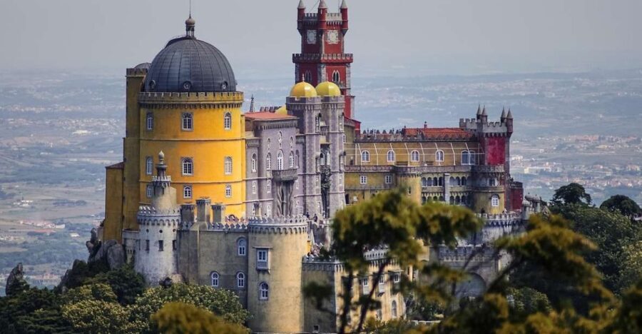 Lisbon: Wonders of Sintra & Cascais Private Day Tour - Sintra beyond the palaces: Regaleira add-on and Monserrate choices