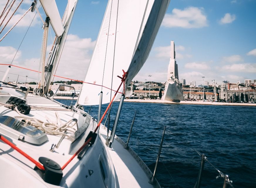 Lisbon: Yacht Sailing Tour With Portuguese Wine and History - Crew style and languages: why the explanations feel worth it