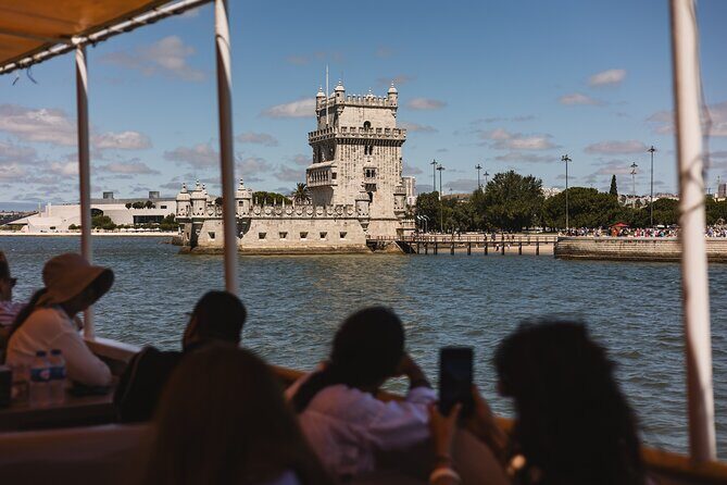 Lisbon Yellow Boat River Hop-On Hop-Off Tour - Where it starts: Praça do Comércio and the Terreiro do Paço area