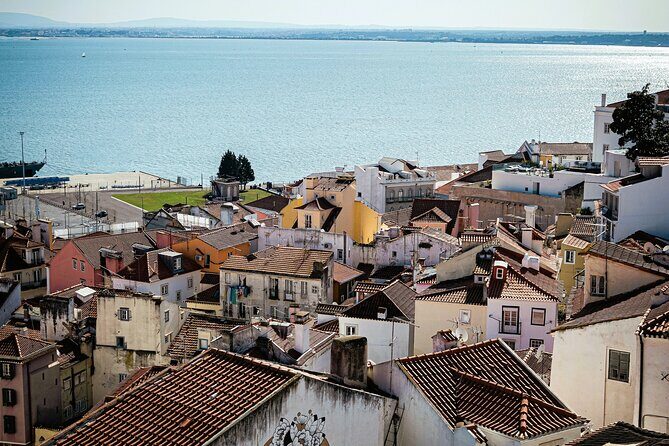 Lisbon's 7 Hills on Tuk-Tuk - Stop 1: Church of St. Anthony, then a Romanesque Lisbon icon