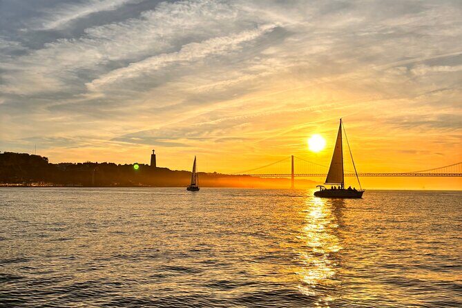 Lisbon's Iconic Waterfront by Sail - Sunset and Timing: When the Water Makes Lisbon Look Better