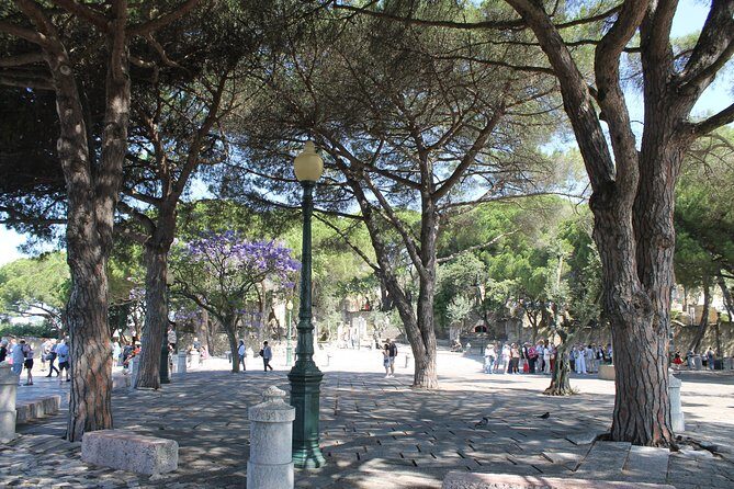 Lisbon´s Private Walking Sightseeing Tour - Terreiro do Paço: Lisbon’s front door to the river and the world