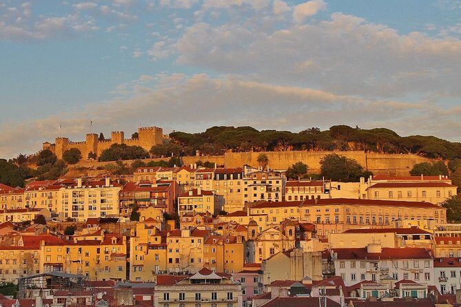 Lisbon´s Private Walking Sightseeing Tour - Baixa, Rossio, and Restauradores: built after 1755, felt today