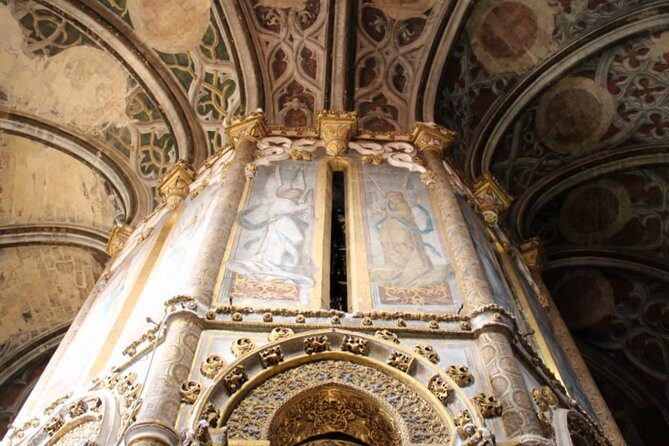 Medieval Knights Templar and Alcobaça Private Day Trip from Lisbon - Tomar’s supporting stops: Tomar Castle and a realistic lunch break