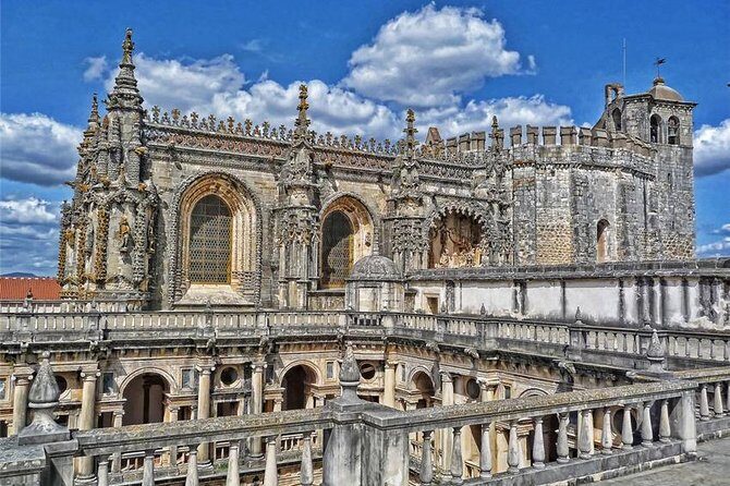 Medieval Knights Templar and Alcobaça Private Day Trip from Lisbon - The 8:30am start and pickup options that save your morning