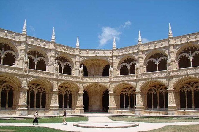 Mini Tour LISBOA (half day) - Torre de Belém and Padrão dos Descobrimentos: short photo stops that still matter