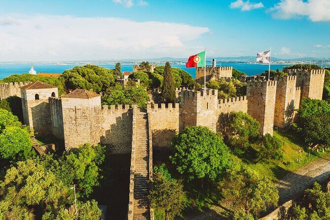Morning Lisbon Sanctuary of Christ the King,Castelo &Belem Tower - From Your Door to Castelo de São Jorge: The Morning Flow