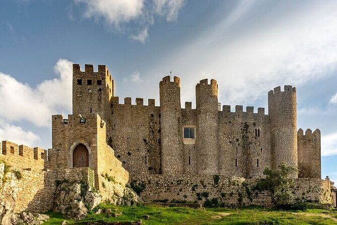 Nazare,Obidos, and Batalha Monastery Private Tour - Batalha Monastery: Portuguese Gothic meets Manueline thinking