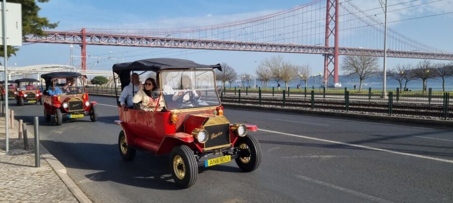 Nostalgic Lisbon Tuk Tuk Tour: Hidden Gems - A nostalgic way to move through Lisbon’s tight streets