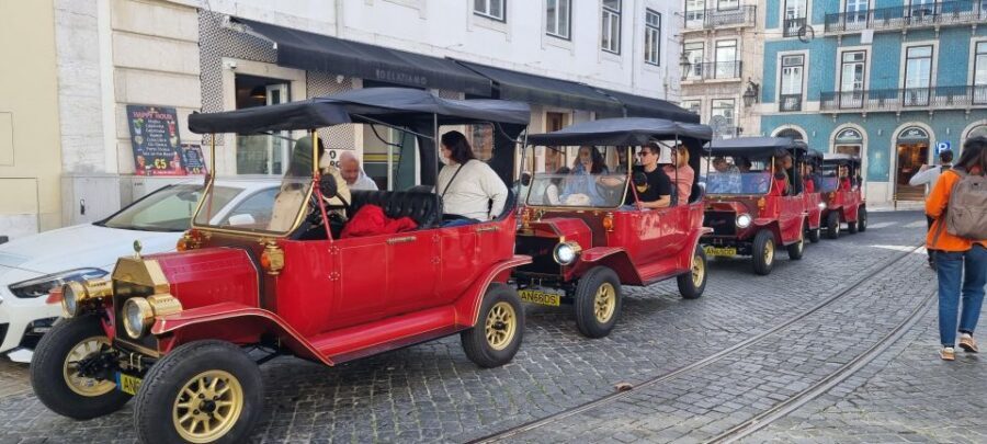 Nostalgic Lisbon Tuk Tuk Tour: Hidden Gems - Pastéis de Belém: your pastry break, built in