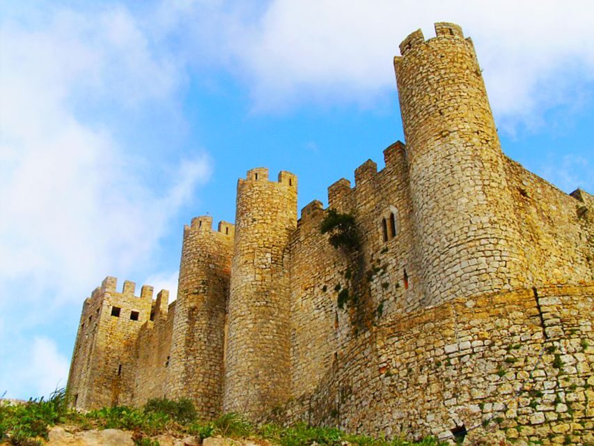 Óbidos, Nazaré & Alcobaça: Private Trip by Car - Key highlights that make this day work