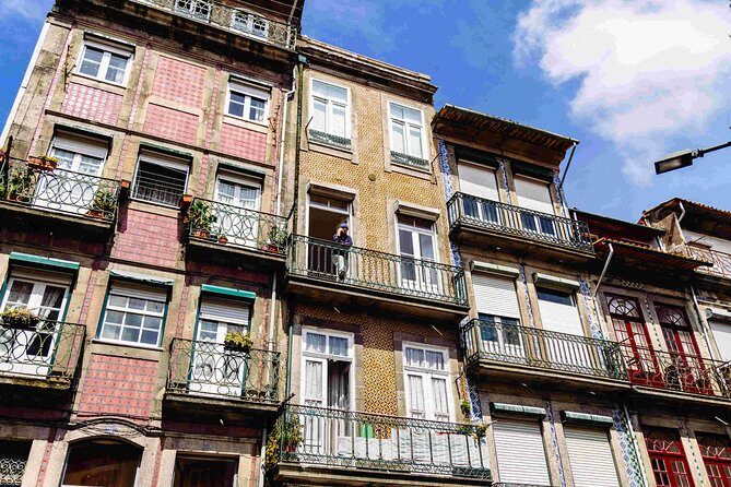 Off the Beaten Track in Lisbon: Lapa Private Tour - Price and value: $79.65 worth it for a private neighborhood tour