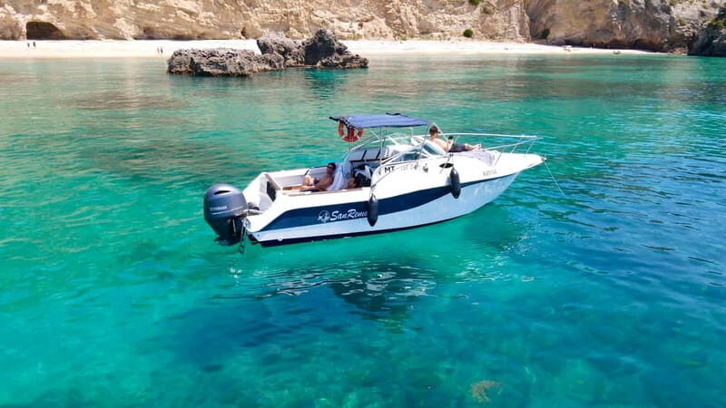 Passeio de Barco em Sesimbra (Publico/Compartilhado) - How this Sesimbra boat trip actually works