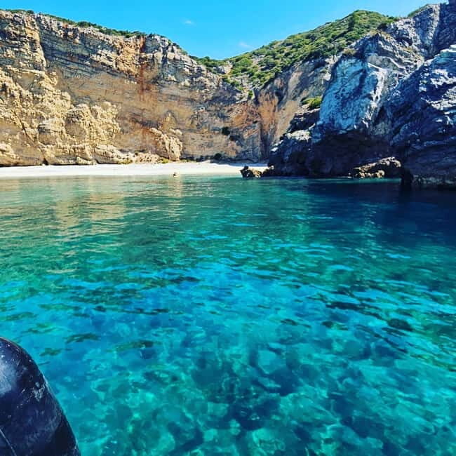 Passeio de Barco em Sesimbra (Publico/Compartilhado) - What’s included on board (and why it’s good value)