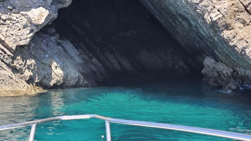 Passeio de Barco em Sesimbra (Publico/Compartilhado) - The Cabo Espichel route: what the stops feel like