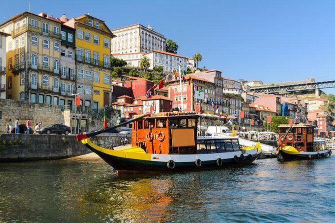 Porto, Aveiro and Costa Nova Private Tour From Lisbon - Lisbon Hotel Pickup to Aveiro: A Canal Town Without the Fuss