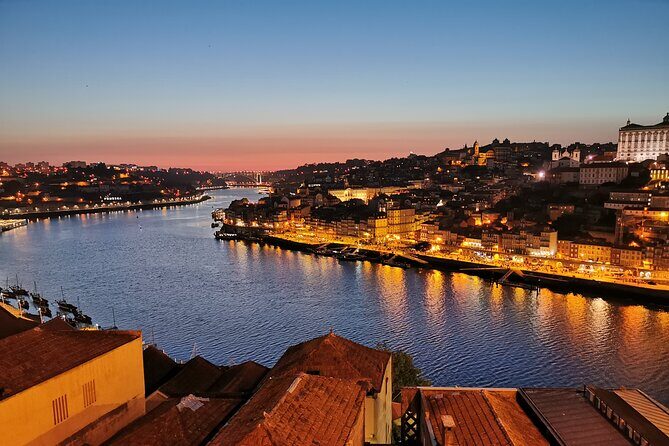 Porto Heritage & Wine: Exclusive Private Day Trip from Lisbon - Cais da Ribeira and lunch time by the water