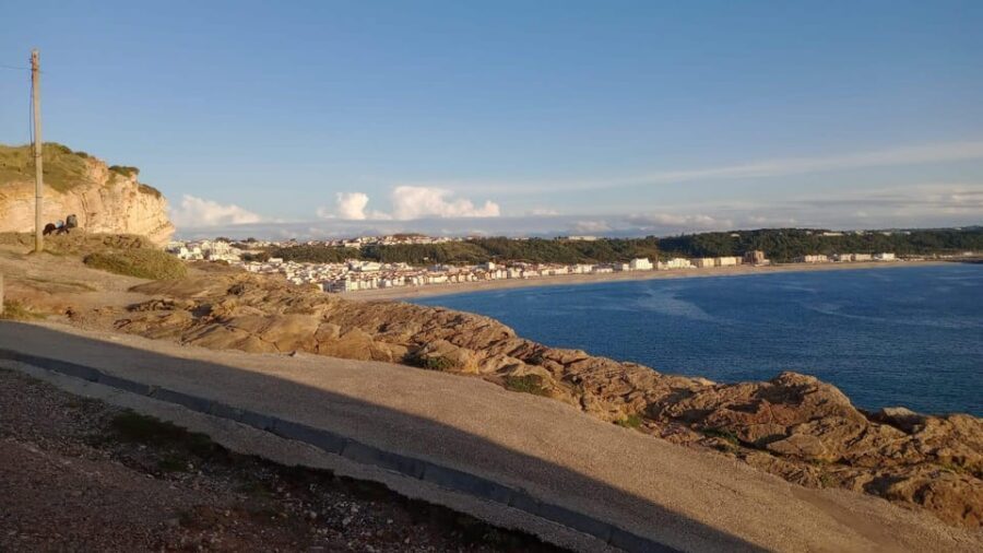 Porto / Lisbon Transfer with Nazaré & Óbidos - A Smooth Porto-to-Lisbon Day With Nazaré and Óbidos