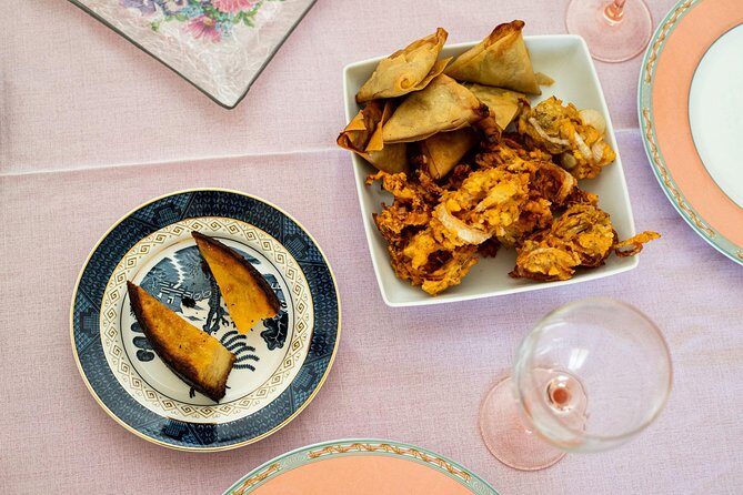 Portuguese Home Dining Experience in Lisbon with a Local, Paula - Practical Tips for a Smooth Evening