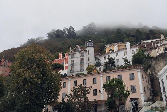 Private 4 hour Sintra Tour - Cascais Return Drive: Getting the Atlantic Fix Without Full Day Planning