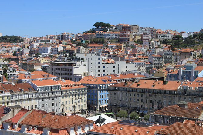 Private City Tour Lisbon Fundamental - Miradouros: Chão do Loureiro, Santa Luzia, and Portas do Sol