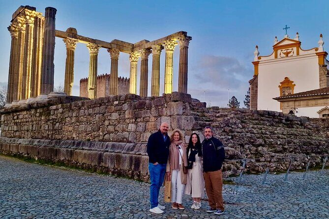 Private Evora Heritage and Alentejo Wine Tour from Lisbon - Évora in an hour: what to focus on inside the medieval walls