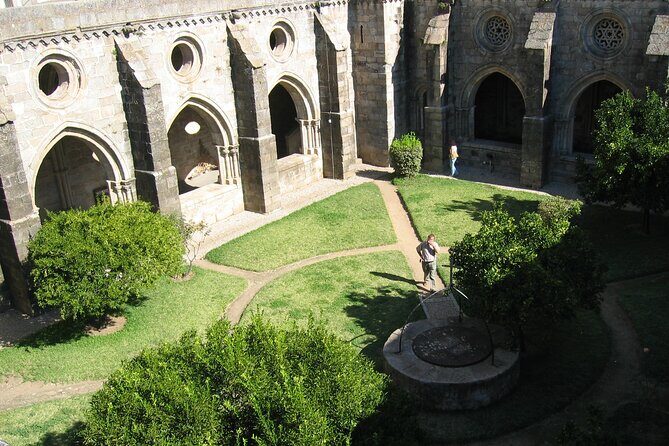 Private Évora Tour - Megaliths, Historical Center and Cork Region - Why this private Évora day feels more personal than a group bus