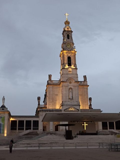Private Fátima Tour: Fátima- Nazaré- Óbidos - Key highlights worth your attention