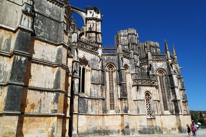 Private Full-Day Tour of Fátima Nazaré Óbidos and Batalha - Key things to know before you go
