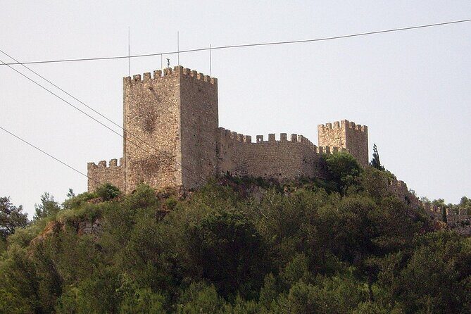 Private Full Day Tour through Sesimbra and Arrábida - Castelo de Sesimbra: the castle viewpoint plus church tile panels