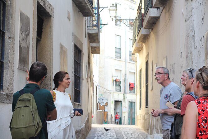 Private group Lisbon Roots, Food & Cultural Walk - How the tastings work (and why you should show up hungry)