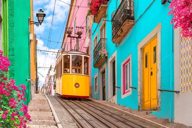 Private Guided 8 hours Tour in Lisbon - Terreiro do Paço to Alfama: Lisbon’s street-level story