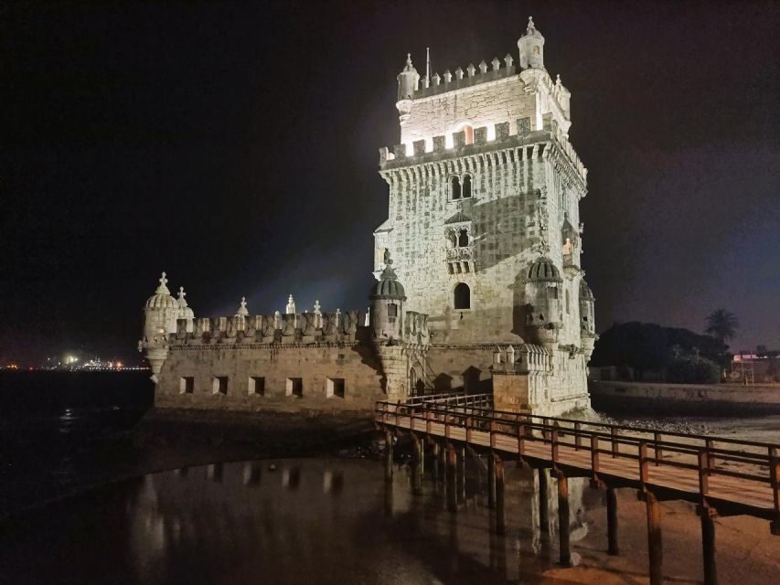 Private half-day Lisbon by Night Fado UNESCO Heritage &Views - Setting off from your pickup to Lisbon’s first night angles