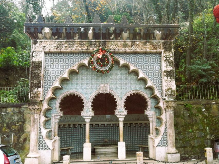 Private Half Day tour Sintra Pena Palace & Initiantion Well - Quinta da Regaleira and the Initiation Well walk